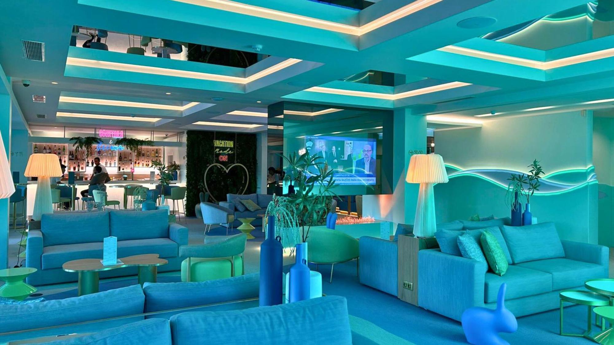Aquashow Park Hotel Quarteira Extérieur photo