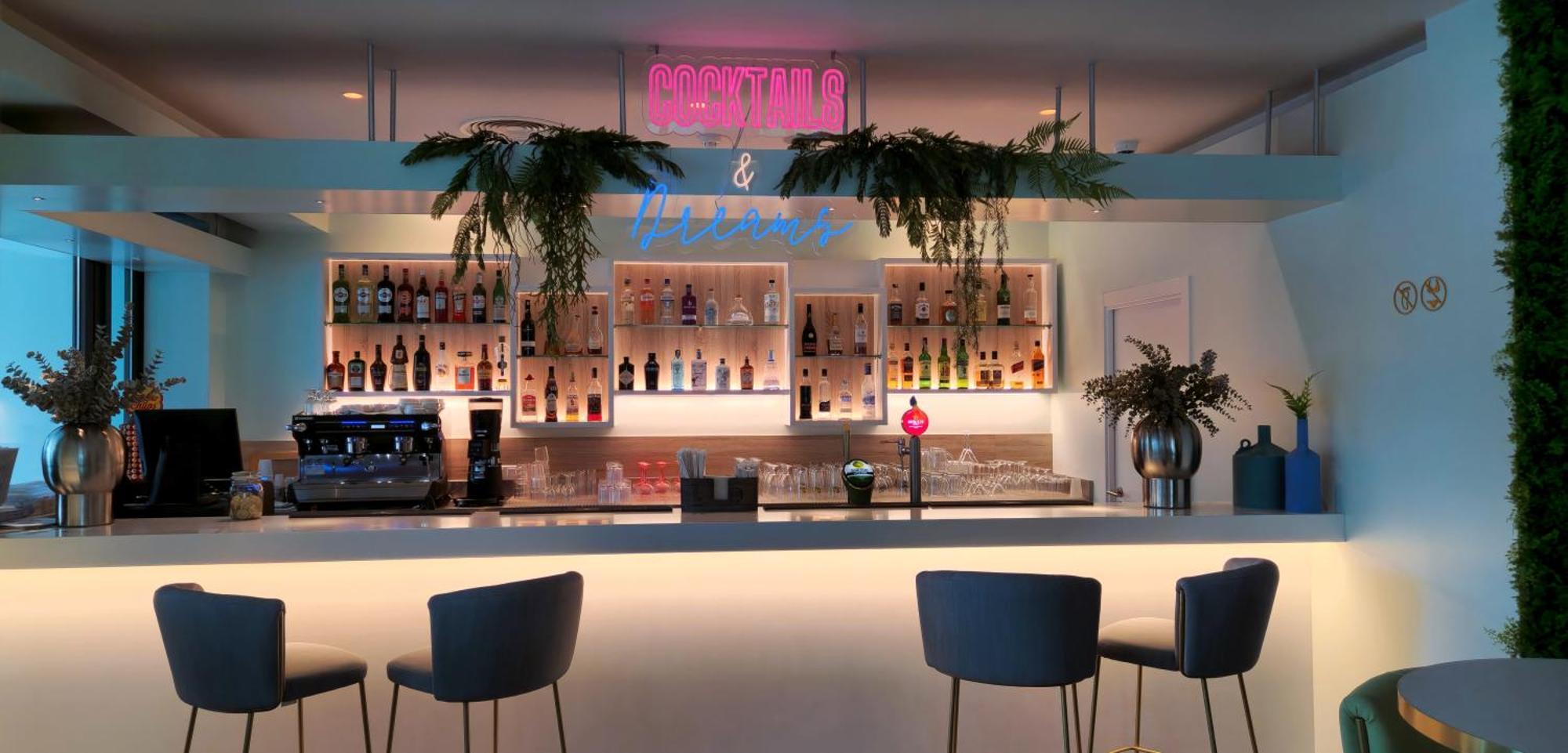 Aquashow Park Hotel Quarteira Extérieur photo
